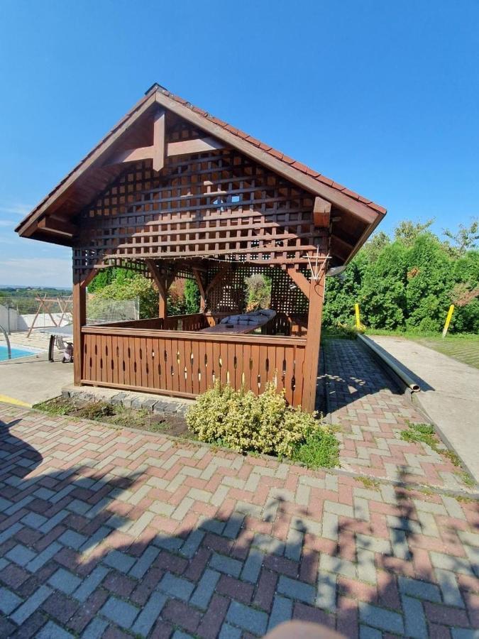 Arielle Panzio Hotel Zalaegerszeg Luaran gambar